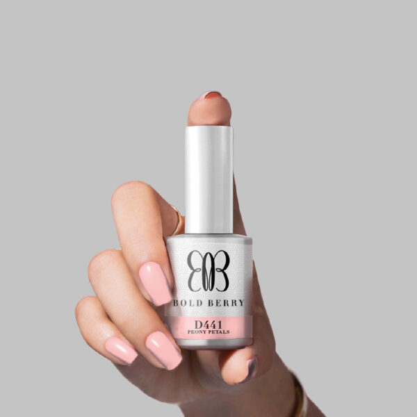 Bold Berry - D441 - Peony Petals - 15 ml - Soak Off Gel Nail Polish